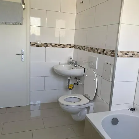 A Cozy With Brand New Furniture Homestay Frankfurt am Main